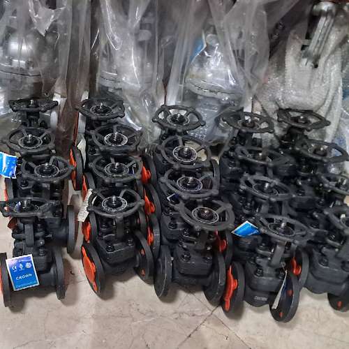 شیر کشویی فولادی فلنجدار کرون CROWN